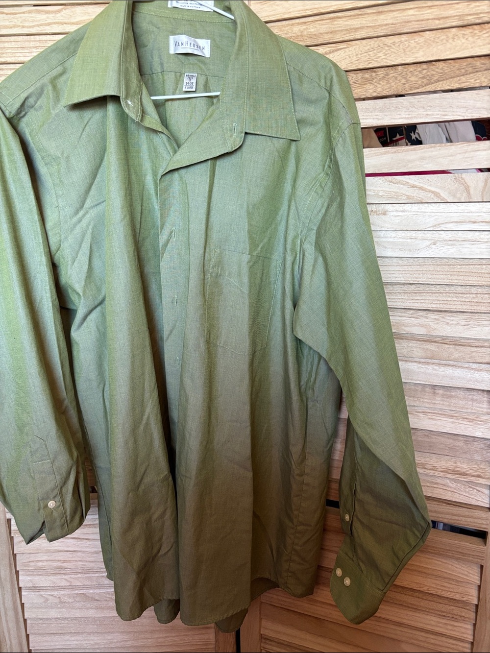 Van Heusen Olive Green Lightweight Shirt 17 34/35
